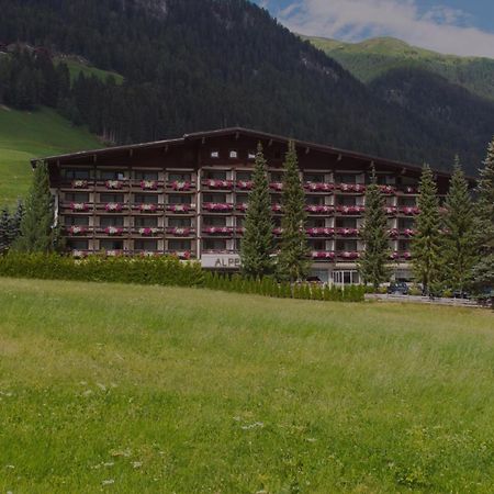 Hotel Alpenhof Sankt Jakob in Defereggen Exterior foto