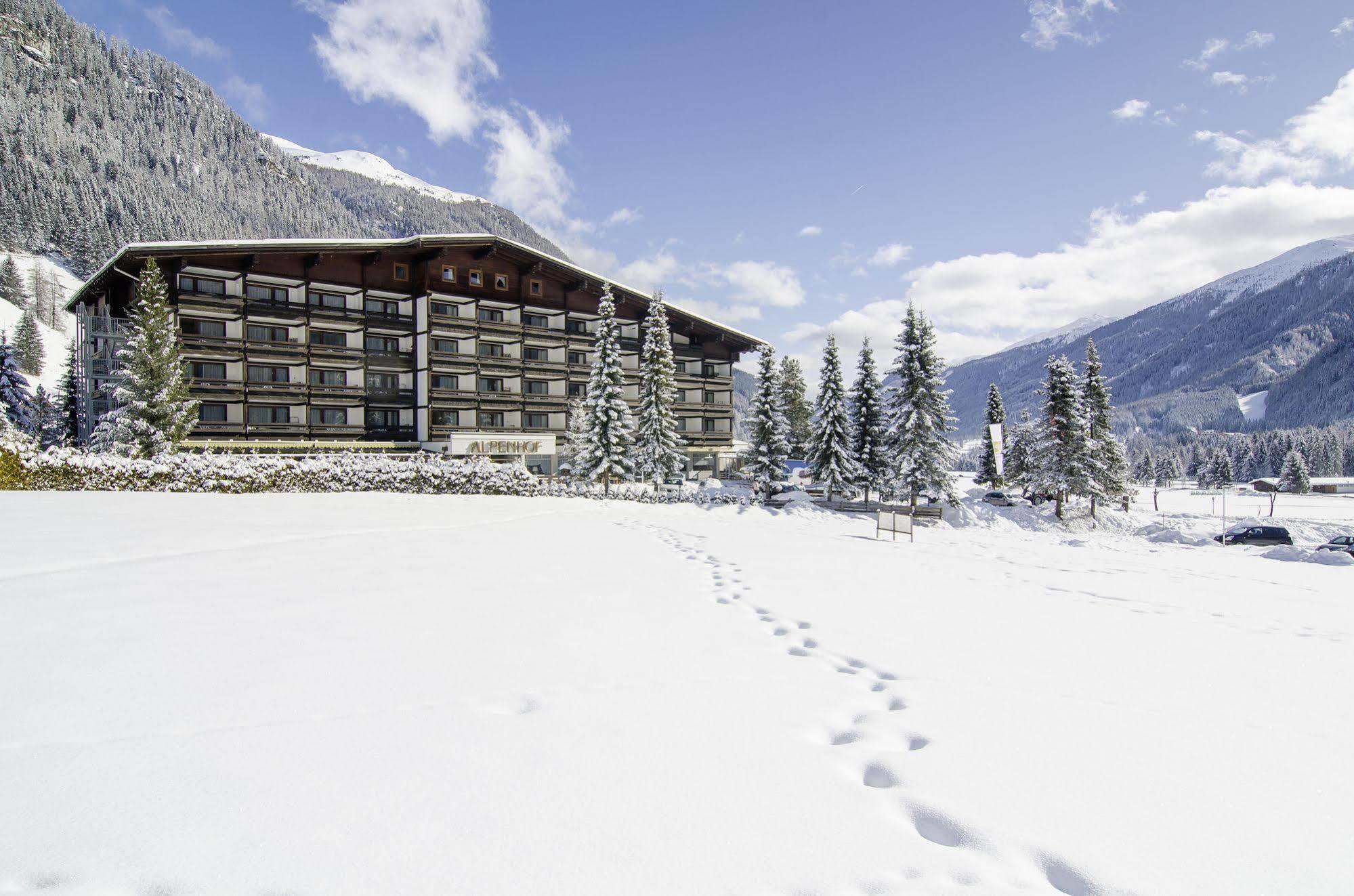 Hotel Alpenhof Sankt Jakob in Defereggen Exterior foto