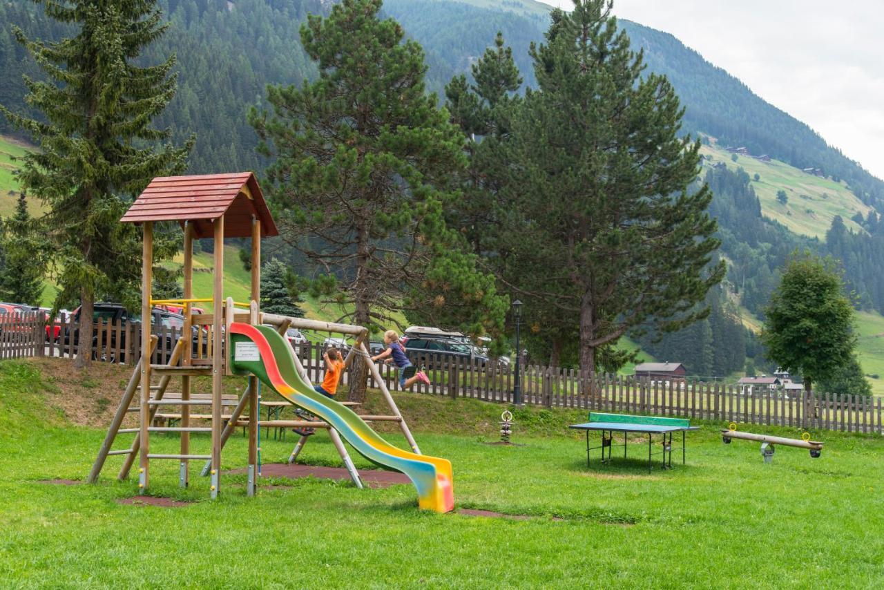 Hotel Alpenhof Sankt Jakob in Defereggen Exterior foto